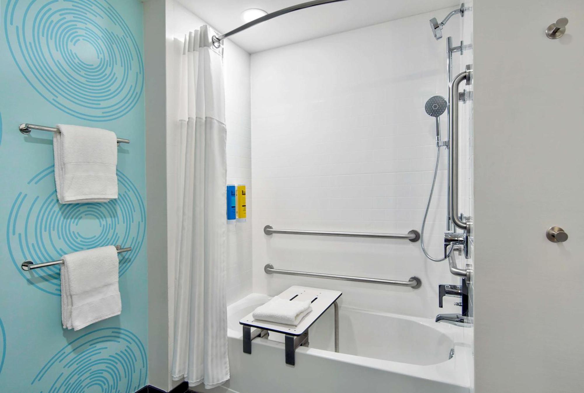 Tru By Hilton Ashburn One Loudoun, Va Hotel Buitenkant foto