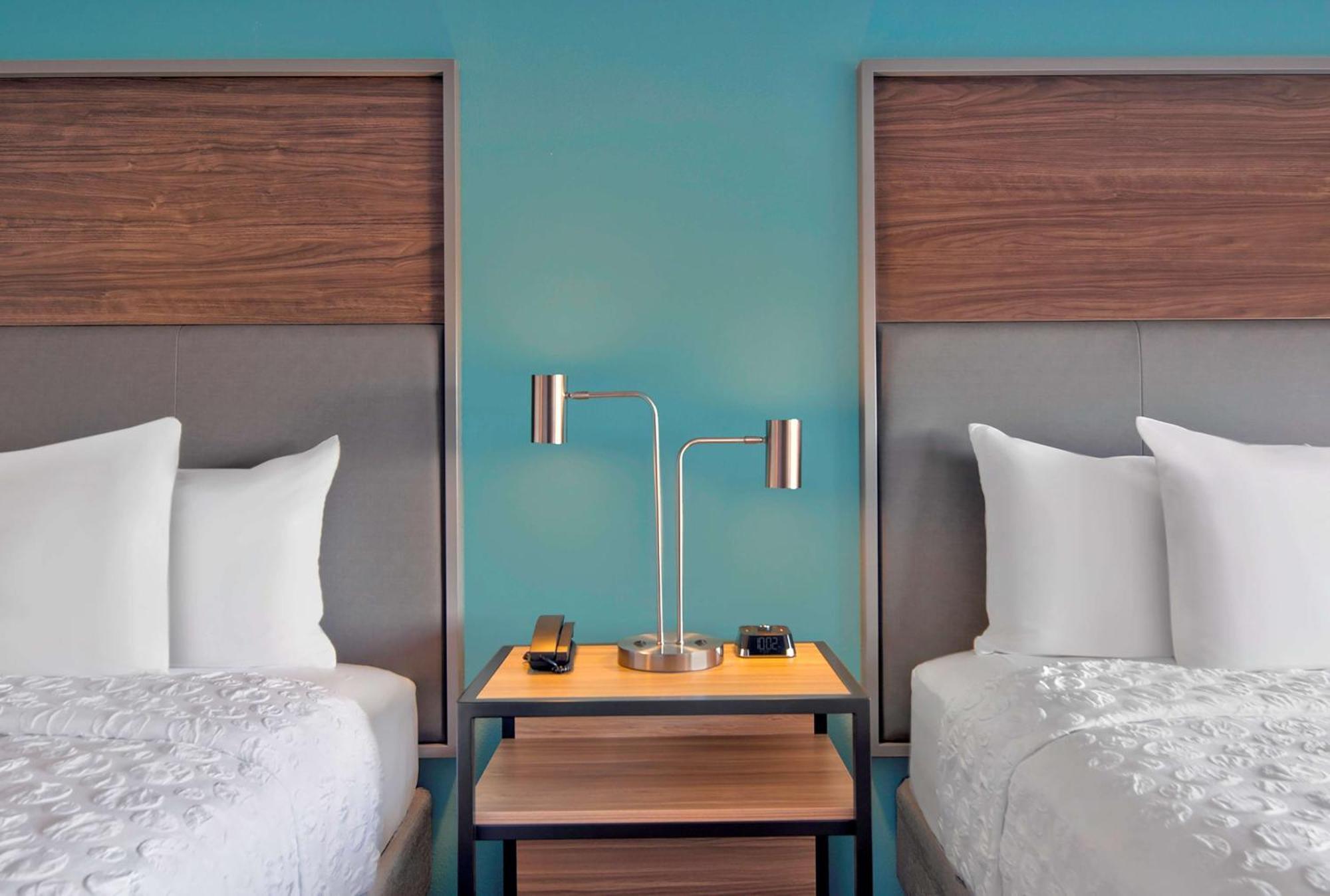 Tru By Hilton Ashburn One Loudoun, Va Hotel Buitenkant foto
